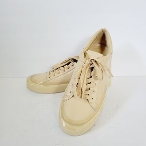NEW Vince Gabi Beige Low Top Dipped Sneakers Lace up Shoes Size 8